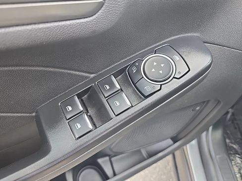 Used 2025 Ford Escape Active AWD/4WD image 11