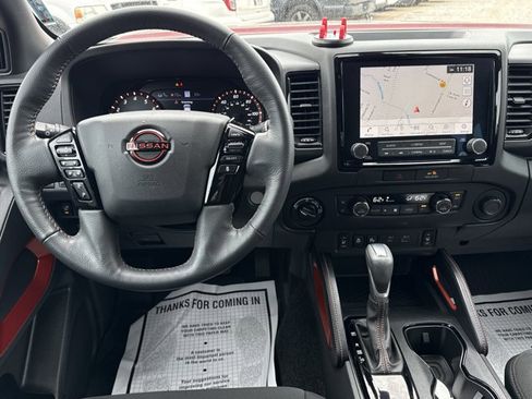 Used 2022 Nissan Frontier PRO-4X AWD/4WD image 5
