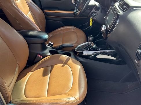 Used 2015 Kia Soul ! w/ Sun & Sound Package FWD image 18