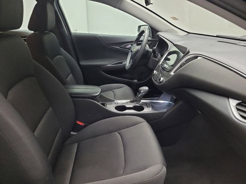 Used 2022 Chevrolet Malibu LT FWD image 21