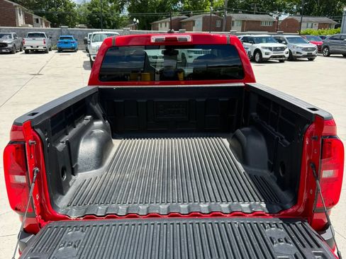 Used 2018 Chevrolet Colorado W/T w/ WT Convenience Package RWD image 8