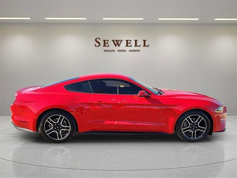 Used 2020 Ford Mustang Premium image 6