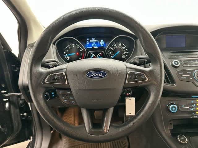 Used 2016 Ford Focus SE FWD image 7