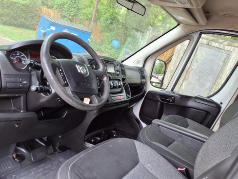 Used 2016 RAM ProMaster 1500 w/ Interior Convenience Group image 10