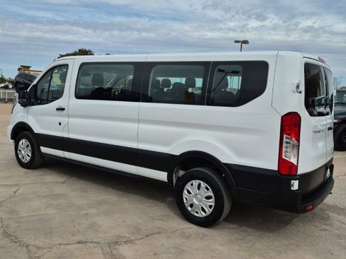 Used 2023 Ford Transit 350 XLT RWD image 7