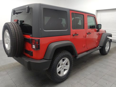 Used 2018 Jeep Wrangler Unlimited Sport S image 9