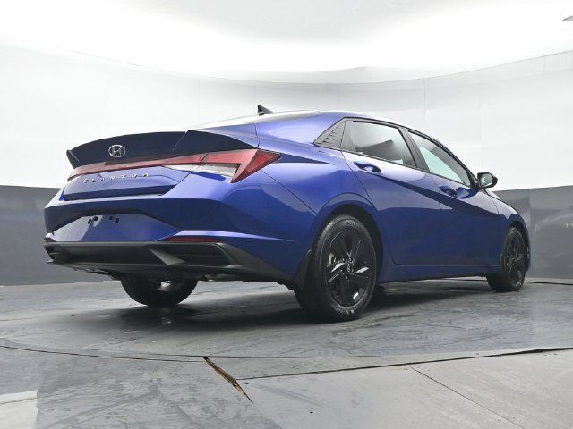 Used 2023 Hyundai Elantra SEL FWD image 27