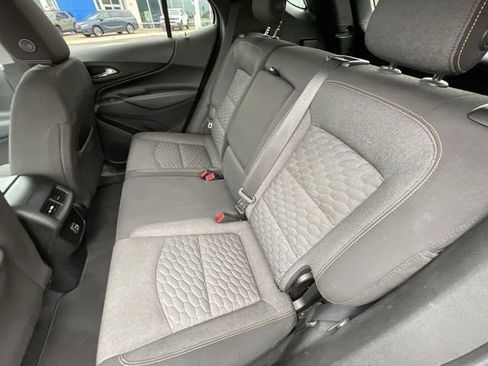 Used 2019 Chevrolet Equinox LT w/ Driver Convenience Package FWD image 17