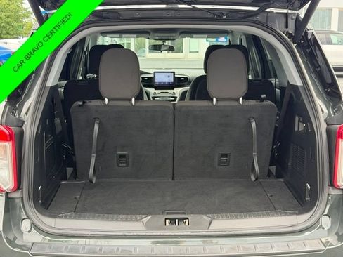 Used 2023 Ford Explorer XLT AWD/4WD image 21