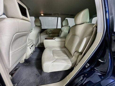 Used 2017 INFINITI QX80 2WD w/ Deluxe Technology Package image 32
