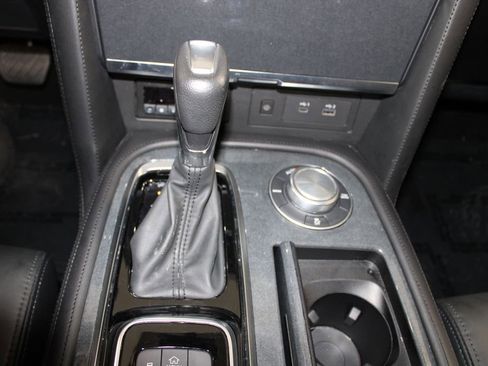 Used 2024 Nissan Armada SV w/ Cargo Package AWD/4WD image 44