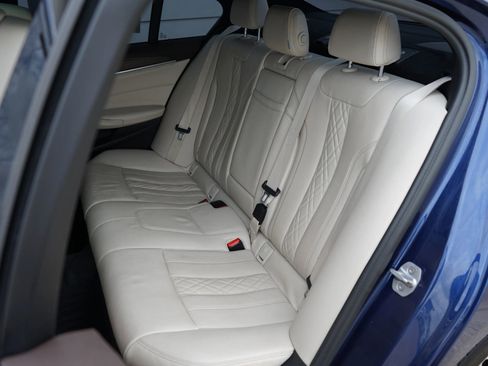 Used 2017 BMW 530i image 40