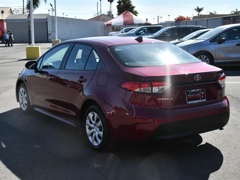 Used 2024 Toyota Corolla LE image 6