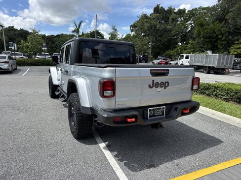 Used 2022 Jeep Gladiator Mojave w/ Trailer Tow Package AWD/4WD image 13