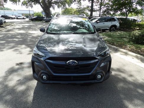 Certified 2025 Subaru Outback Premium w/ Popular Package #1A AWD/4WD image 3