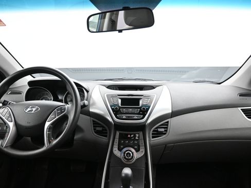 Used 2013 Hyundai Elantra GLS w/ Preferred Pkg FWD image 19
