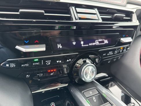 Used 2024 Acura MDX A-Spec image 25