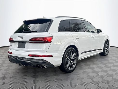 Used 2021 Audi SQ7 Premium Plus w/ Driver Assistance Package image 7