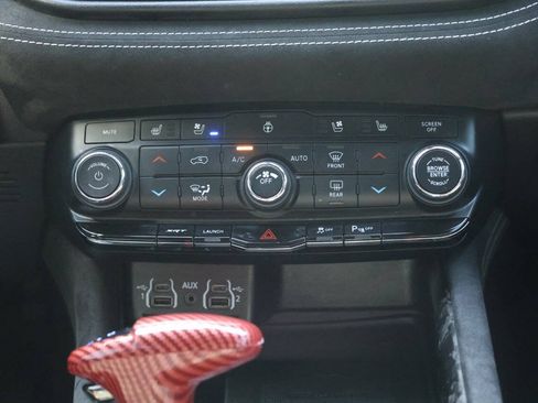 Used 2022 Dodge Durango SRT w/ Premium Interior Group AWD/4WD image 22