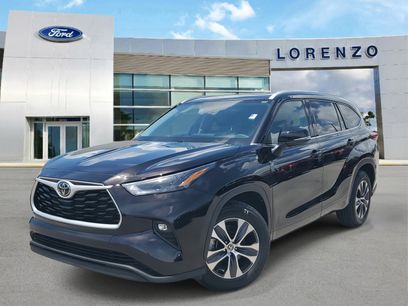 Used 2022 Toyota Highlander XLE