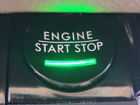 Certified 2023 Lincoln Corsair AWD w/ Equipment Group 101A image 29