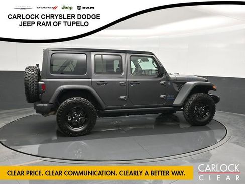 Used 2025 Jeep Wrangler Sport image 4
