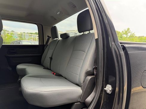 Used 2017 RAM 1500 Express w/ Express Value Package AWD/4WD image 8