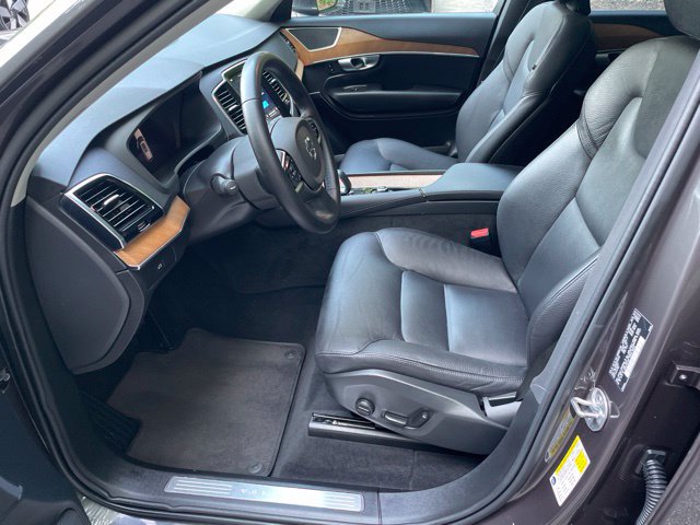 Certified 2024 Volvo XC90 B5 Plus AWD/4WD image 10