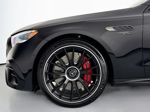 New 2026 Mercedes-Benz E 53 AMG e 4MATIC Sedan image 9