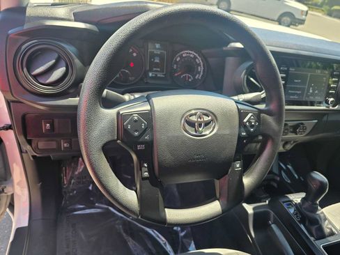 Used 2023 Toyota Tacoma SR AWD/4WD image 20