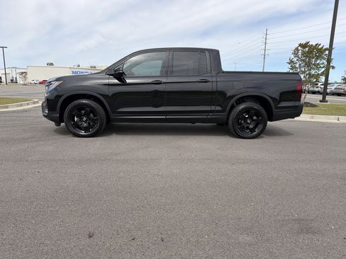 Certified 2025 Honda Ridgeline Black Edition image 2