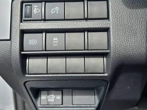 Used 2025 Toyota Tacoma TRD Sport image 26