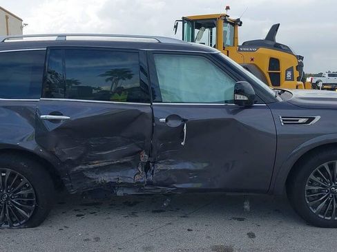 Used 2022 INFINITI QX80 Premium Select w/ Cargo Package AWD/4WD image 73