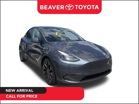 Used 2023 Tesla Model Y Performance AWD/4WD image 1