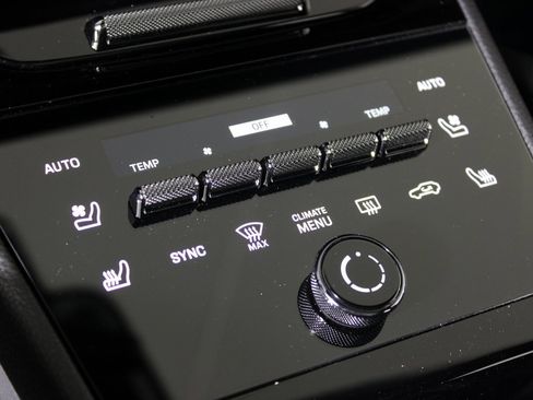 Used 2024 Porsche Cayenne S image 32