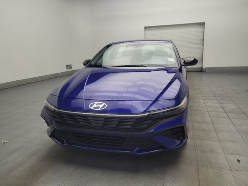 Used 2025 Hyundai Elantra Sport FWD image 15