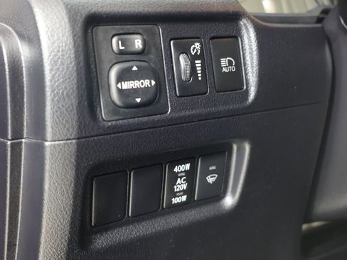 Used 2023 Toyota 4Runner TRD Off-Road Premium w/ Moonroof Package AWD/4WD image 26