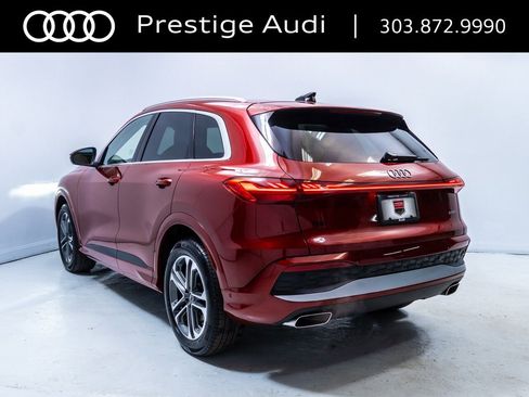 New 2025 Audi Q5 Prestige image 3