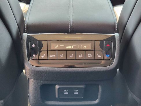Certified 2026 INFINITI QX60 Luxe w/ Cargo Package AWD/4WD image 24
