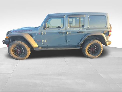 Used 2024 Jeep Wrangler Unlimited Rubicon w/ Safety Group AWD/4WD image 10