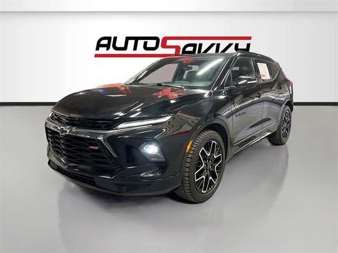 Used 2023 Chevrolet Blazer RS w/ Driver Confidence II Package image 3