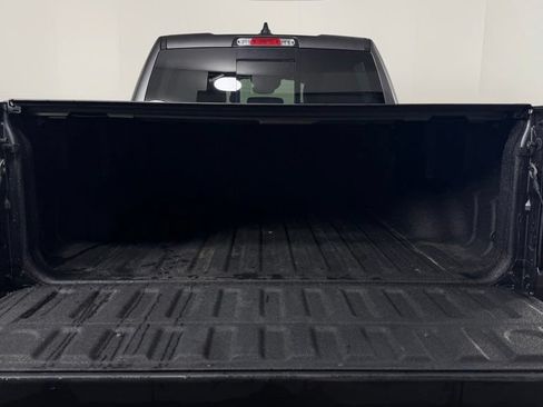 Used 2022 RAM 1500 Laramie w/ Night Edition AWD/4WD image 10
