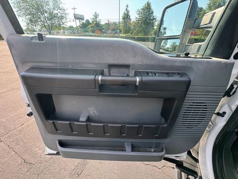 Used 2013 Ford F450 XL w/ PWR Equipment Group image 17