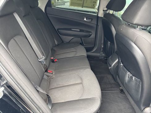 Used 2018 Kia Optima LX FWD image 46