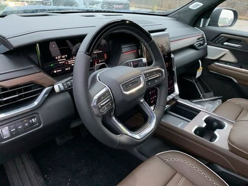 New 2026 GMC Acadia Denali Ultimate image 14