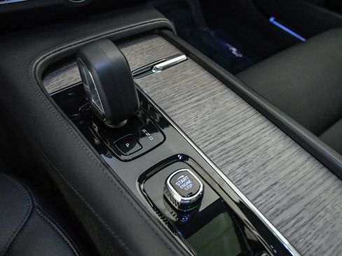 Certified 2023 Volvo S90 B6 Plus AWD/4WD image 20