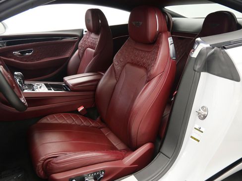 Used 2020 Bentley Continental GT V8 First Edition AWD/4WD image 23