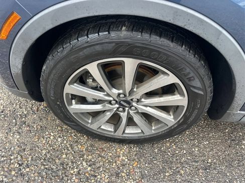 Used 2019 Lincoln Nautilus Select w/ Cargo Utility Package image 19