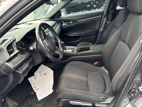 Used 2018 Honda Civic Sport image 7