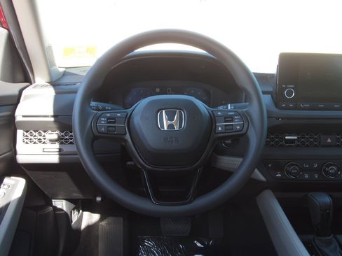 New 2025 Honda Accord SE image 22